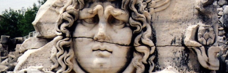 Medusa Efsanesi Nedir? - Medusa’nın Gerçek Hikayesi